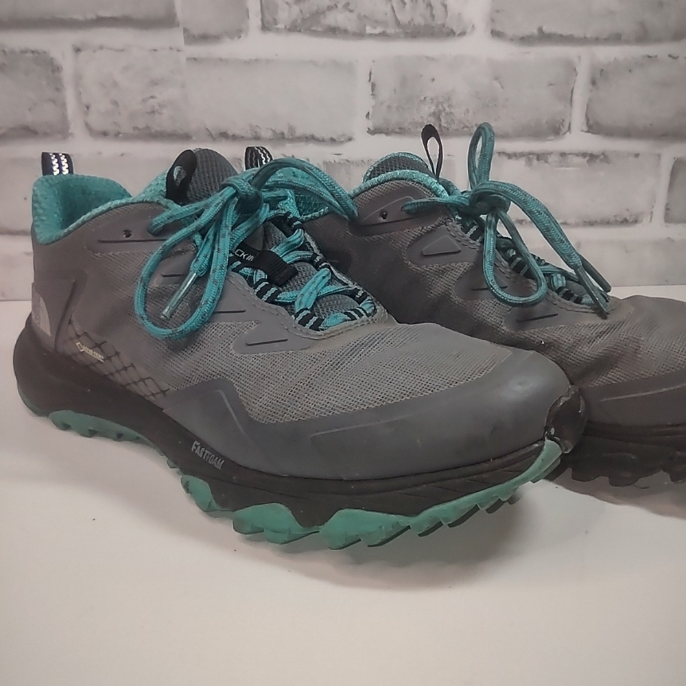 6 The North Face Gray and Teal Athletic Shoes - Picture 5 of 10